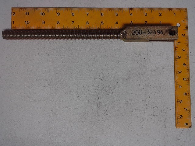200-32494 Yoke for GEHL MANITOU