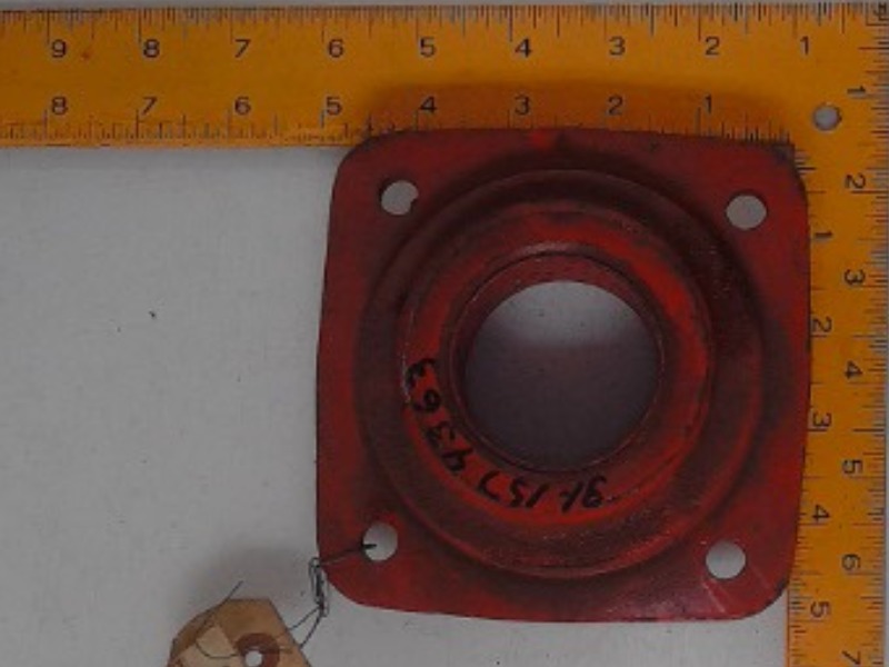 31-1574363 Cap for AGCO