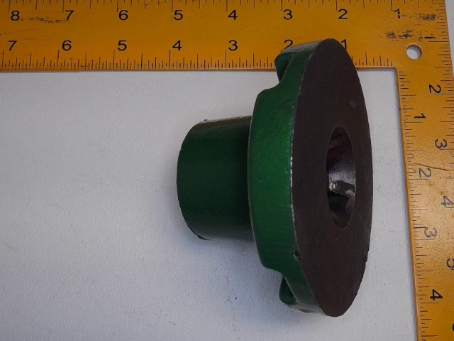H174509 Hub for JOHN DEERE