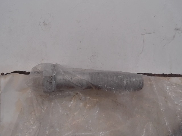 17C628 BOBCAT Bolt