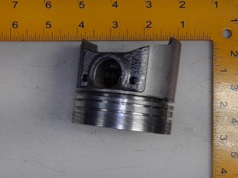 16881-21110 Piston for KUBOTA