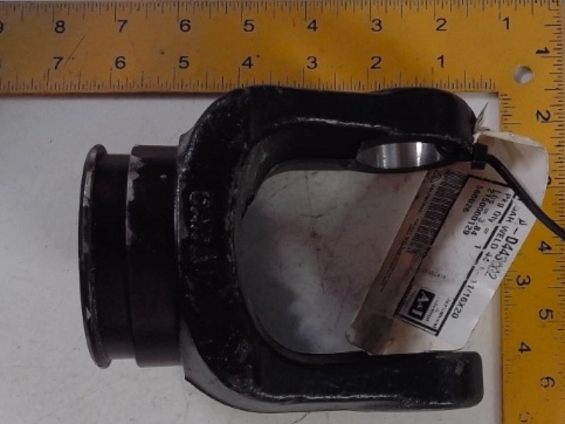 A-D443002 Yoke for JOHN DEERE