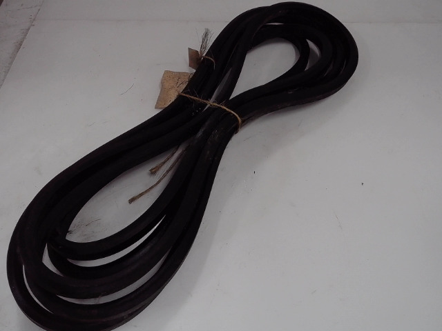 183049C1 Right Side Drive Belt For Ih Combine