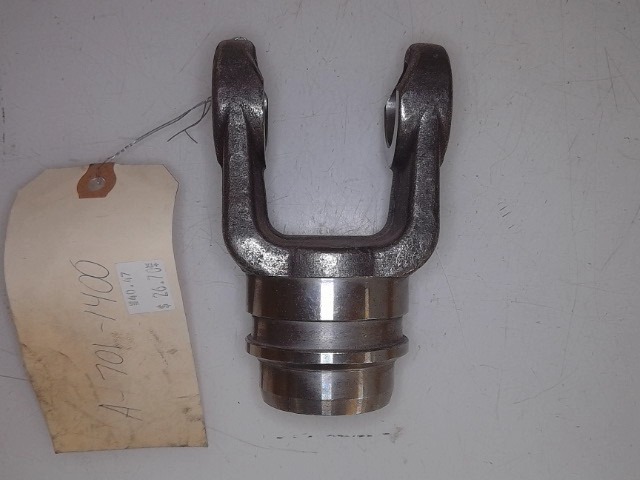 A-701-1400 Yoke for JOHN DEERE
