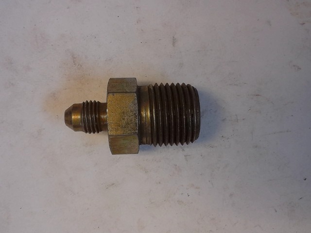 X4-8FTX-S Fitting for JOHN DEERE