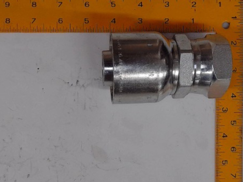 X1FU71-20-20 Fitting for JOHN DEERE