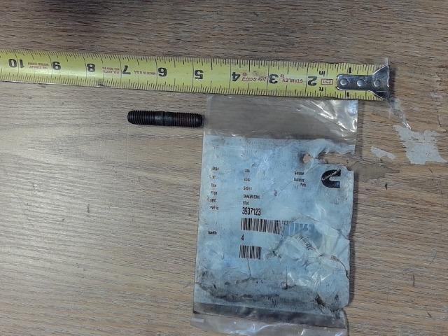 3937123 Stud for CUMMINS