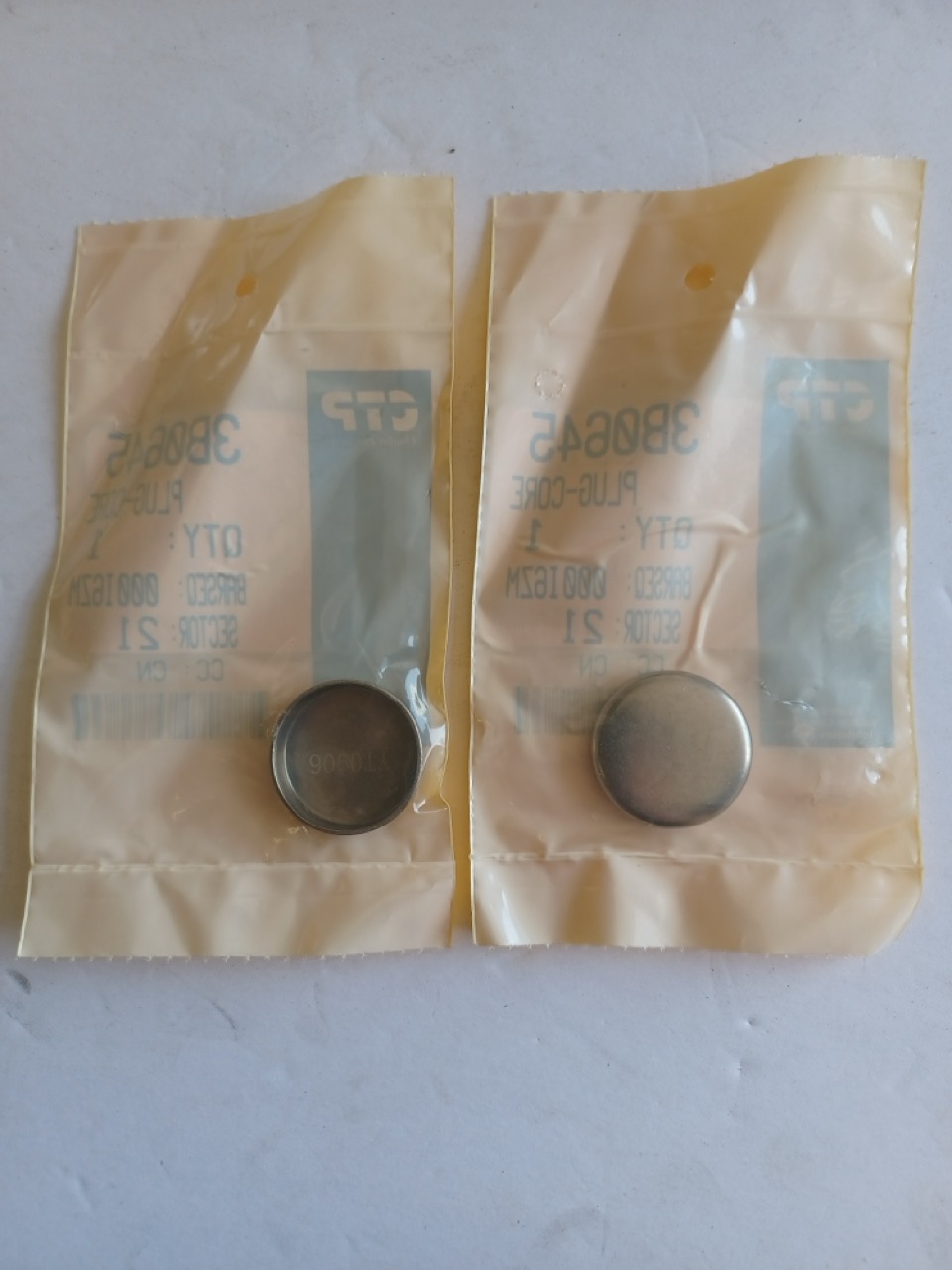 3S8313 CATERPILLAR Plug - Cup