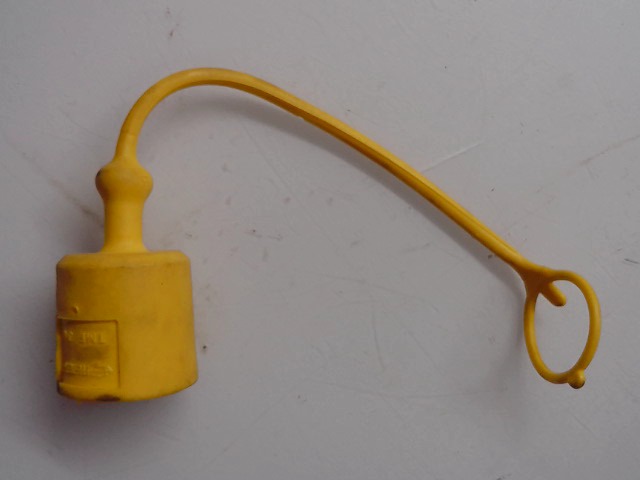 A79902 Yellow Plug for JOHN DEERE