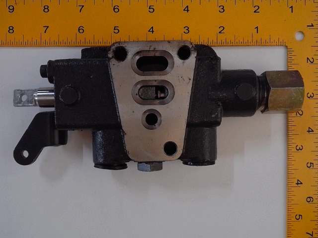 TD060-98161 Valve for KUBOTA