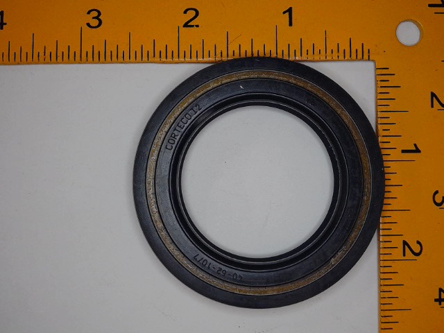 32-0083003 Seal for AGCO