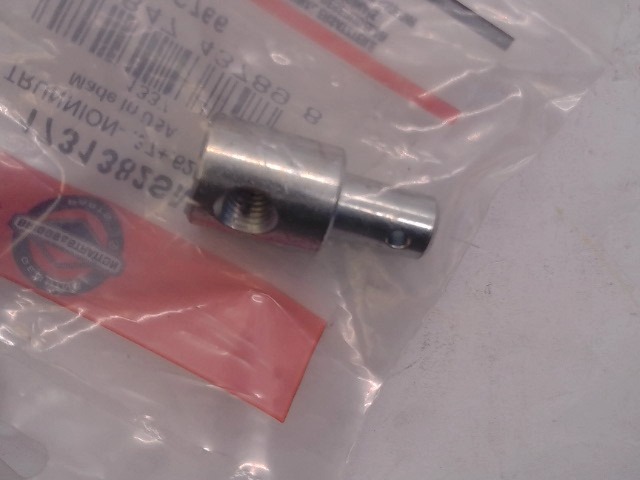 BS1731382 Trunion for CUB CADET