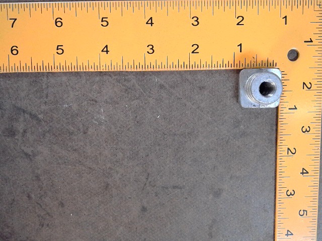 M42887 Nut/plug for JOHN DEERE