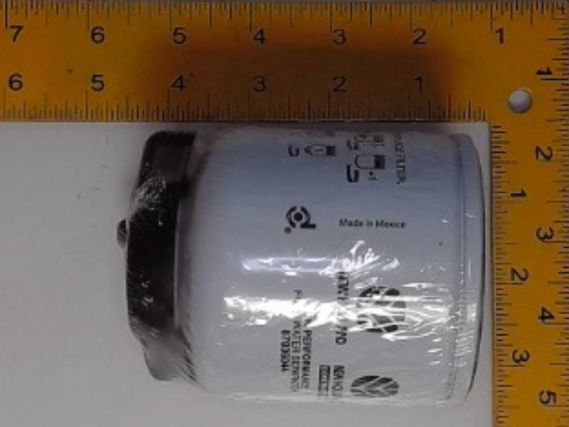 87036044 Fuel Filter