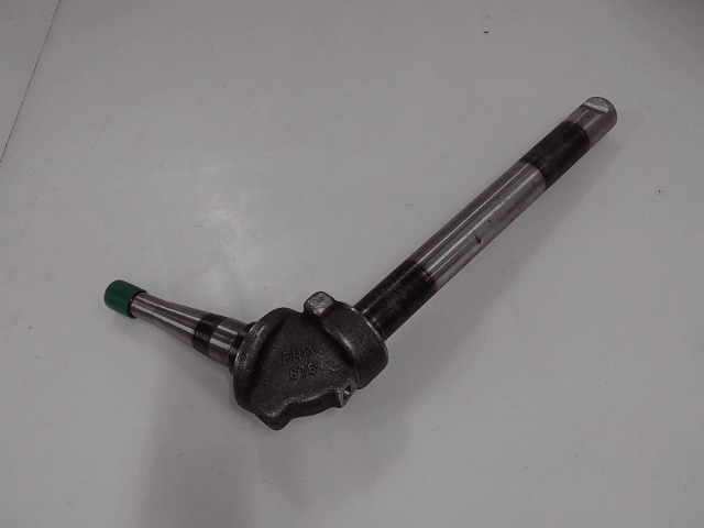 182559M92 Spindle for AGCO