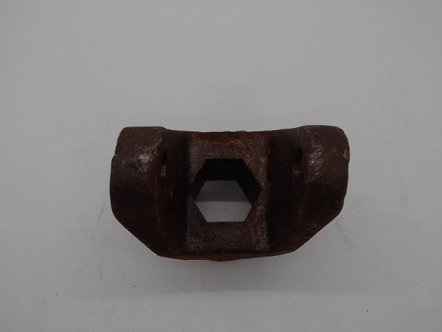 122877 Yoke