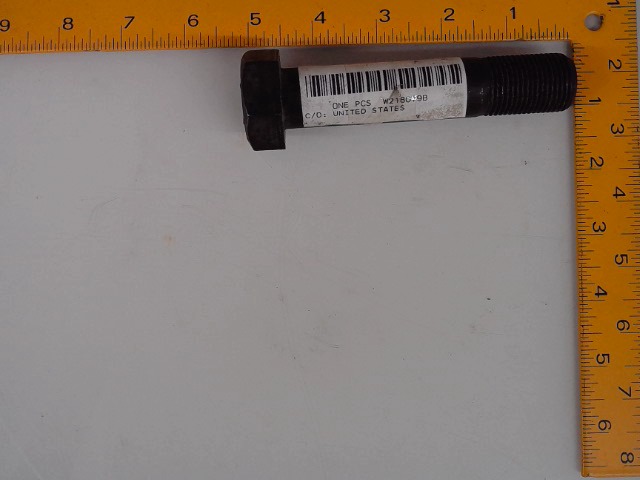 W218079B Bolt for AGCO