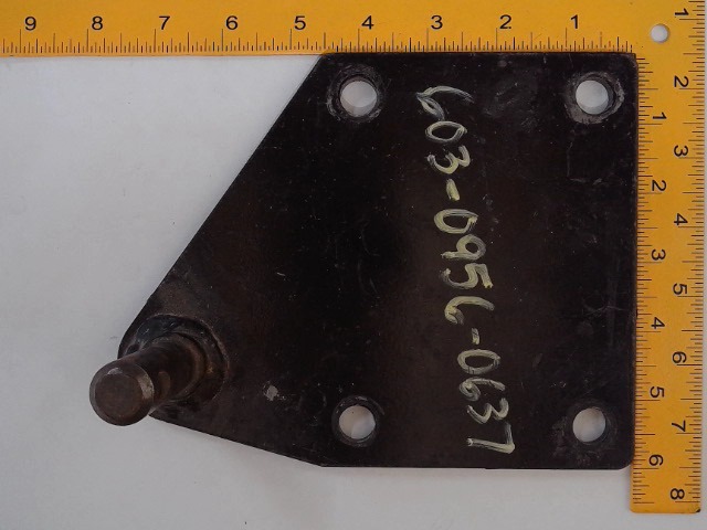 603-0956 Brkt for CUB CADET