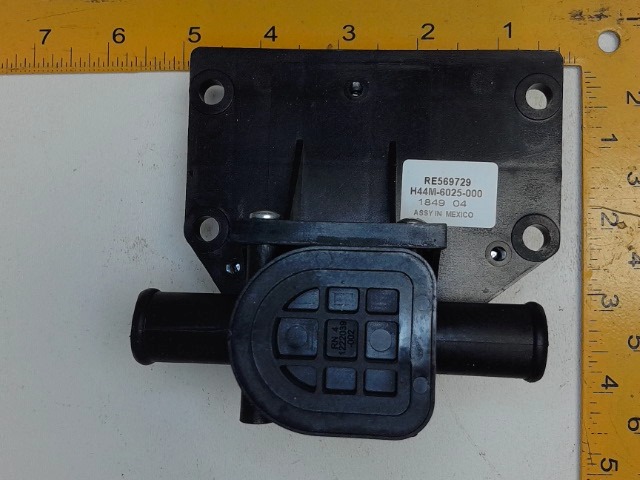 RE569729 Valve for JOHN DEERE