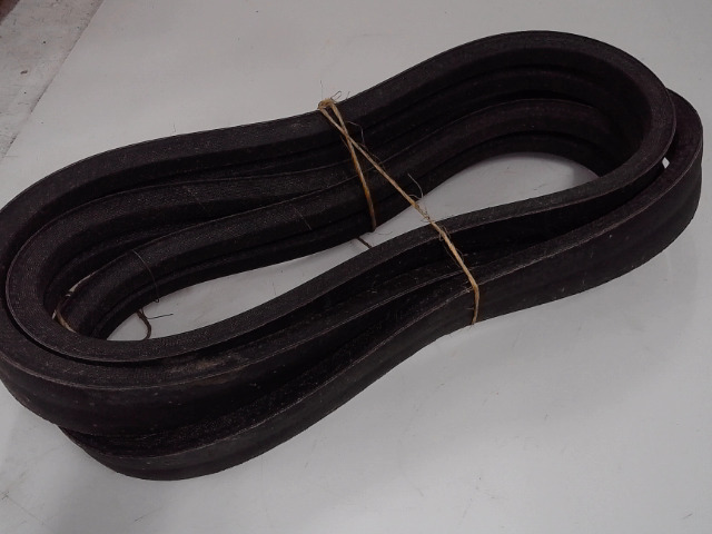 186377C1 Feeder Drive Belt For Ih Combine