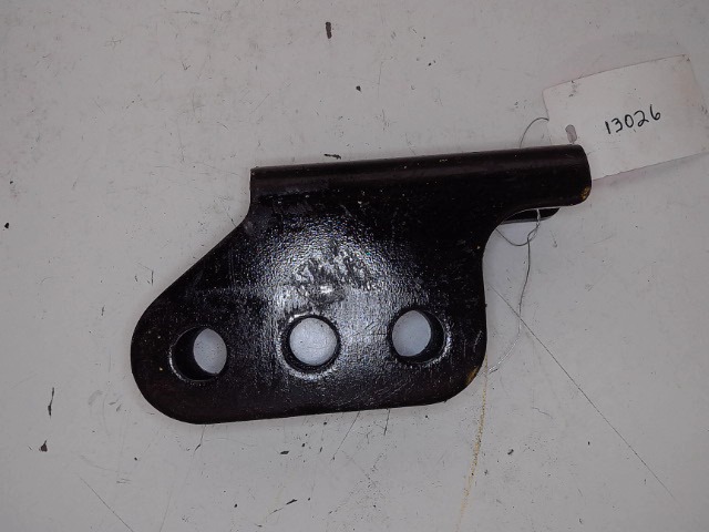 13026 Brkt for CUB CADET