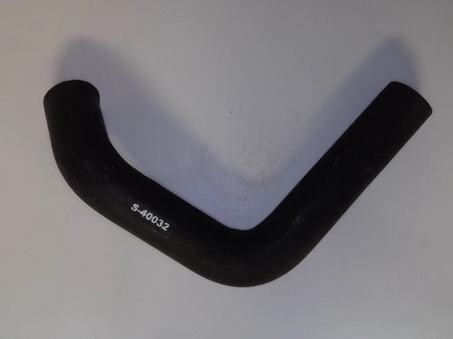 S.40032 Radiator Hose for AGCO