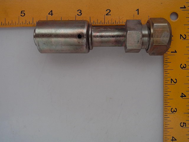 X1T128-10-12 Fitting for JOHN DEERE