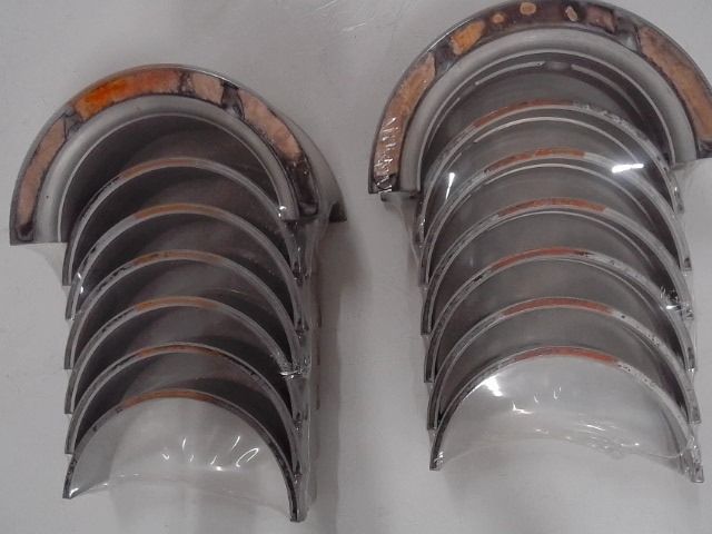 1823843C91 CASE Main Bearing Set, Standard