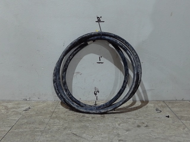 86032546 VERSATILE Hose