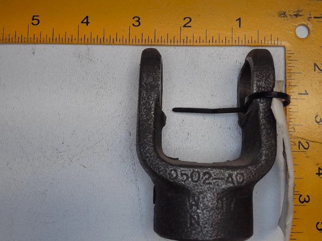 W800-3518 Yoke for AGCO