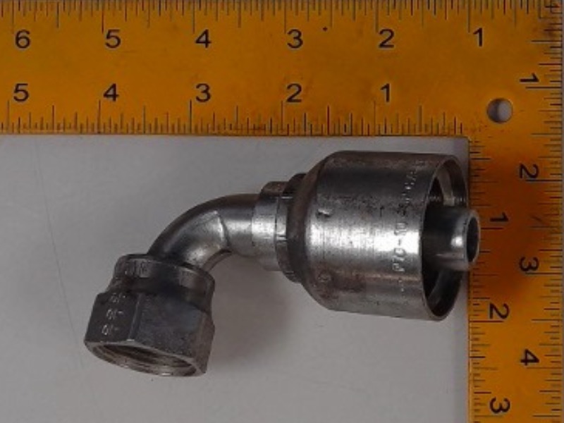 X1J970-10-10 Fitting for JOHN DEERE
