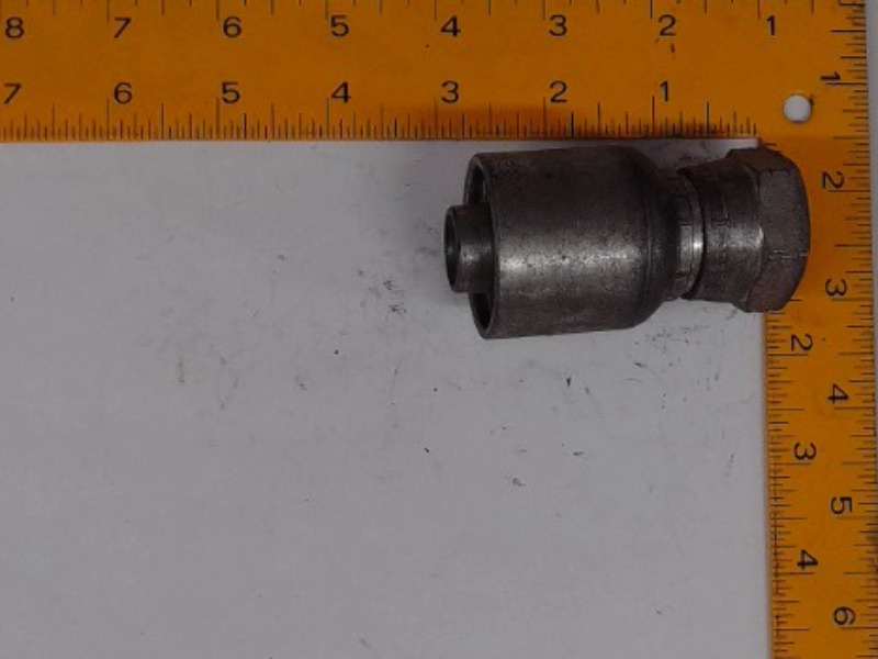 X19243-12-12 Fitting for JOHN DEERE