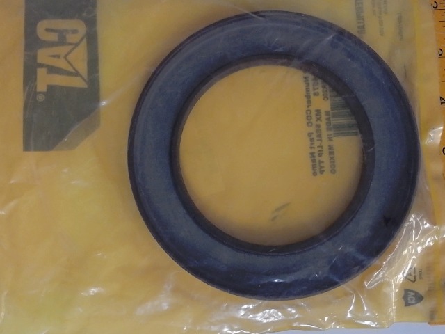 1564575 Seal-lip Type for CATERPILLAR