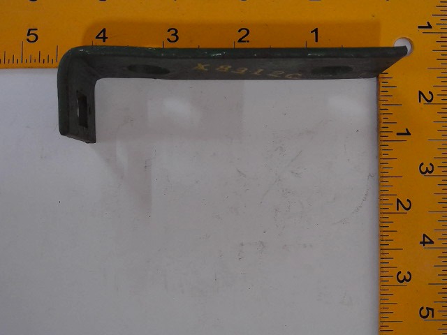 X8312C Brkt for JOHN DEERE