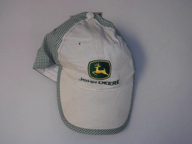 D1590 Cap for JOHN DEERE