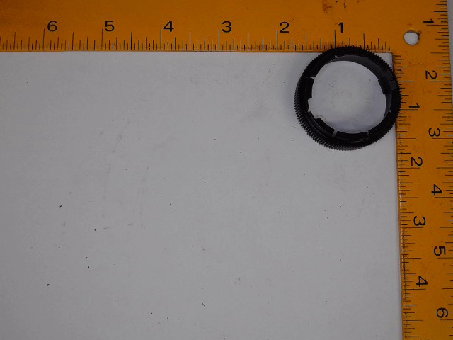 R77458 JOHN DEERE Retainer