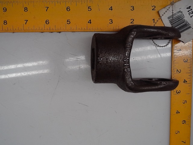 W804-1214 Yoke for AGCO