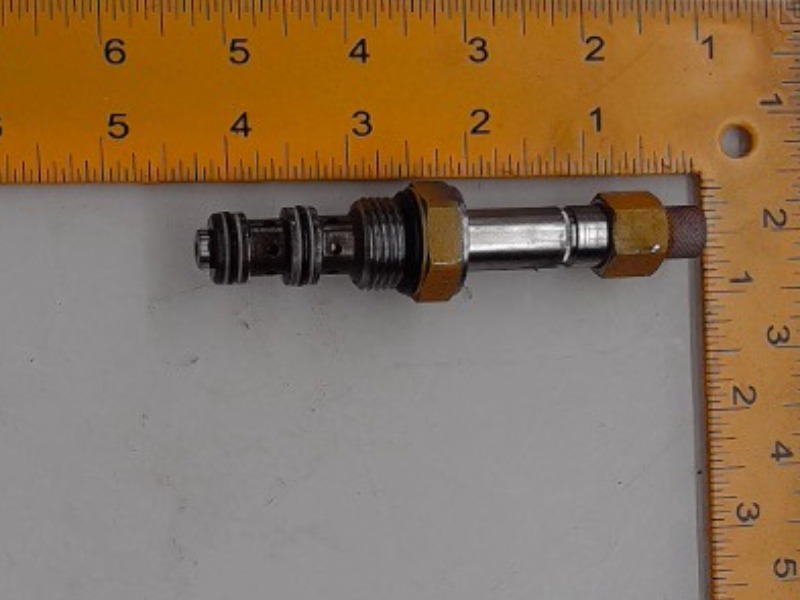 AG724687 Valve for AGCO
