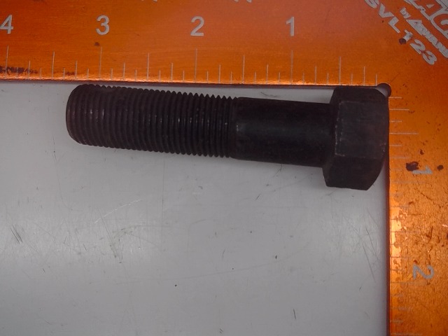 B580 Bolt for AGCO