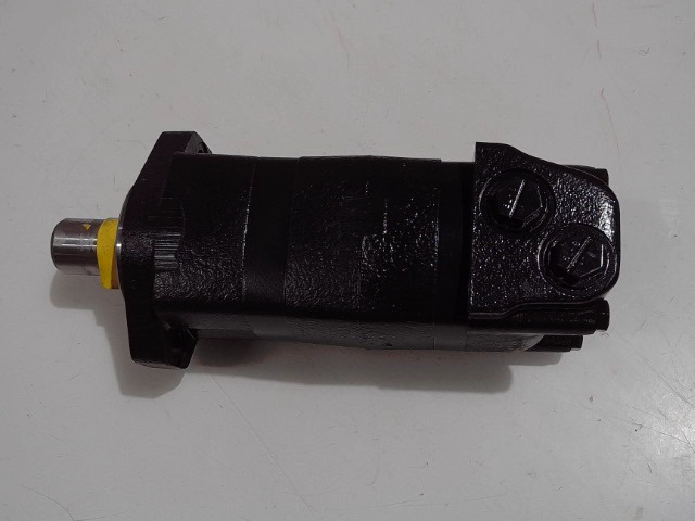 6673411 Pump for BOBCAT