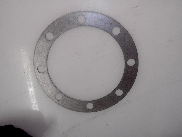 1646973C1 Shim for CUB CADET