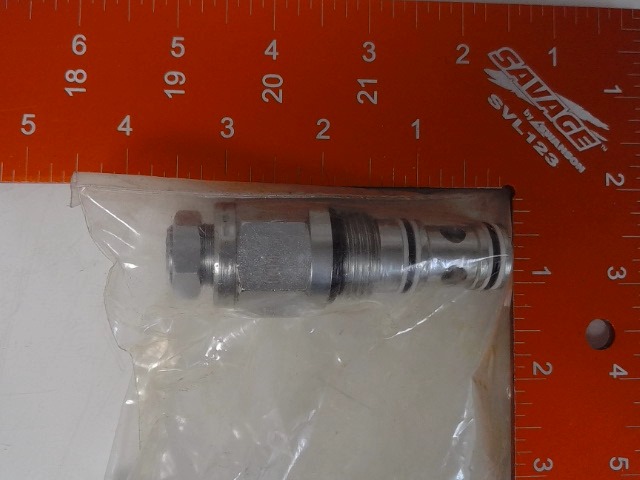174932 MACDON Valve