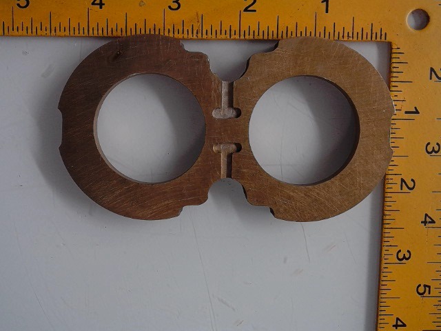 1090172M1 AGCO Plate