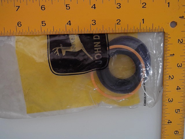 AH157966 Seal Kit/rings for JOHN DEERE