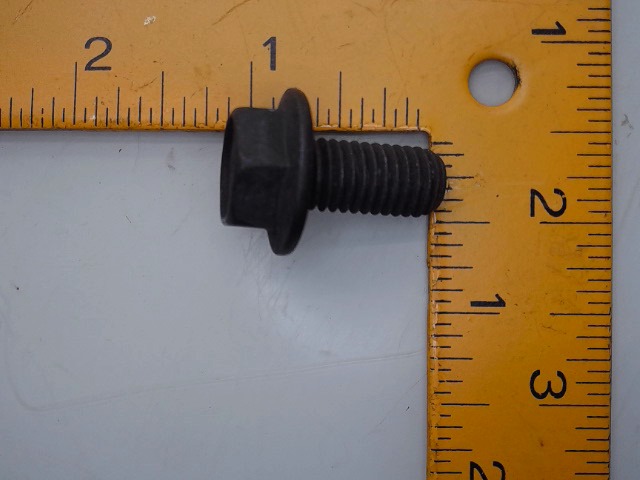 87015870 Bolt