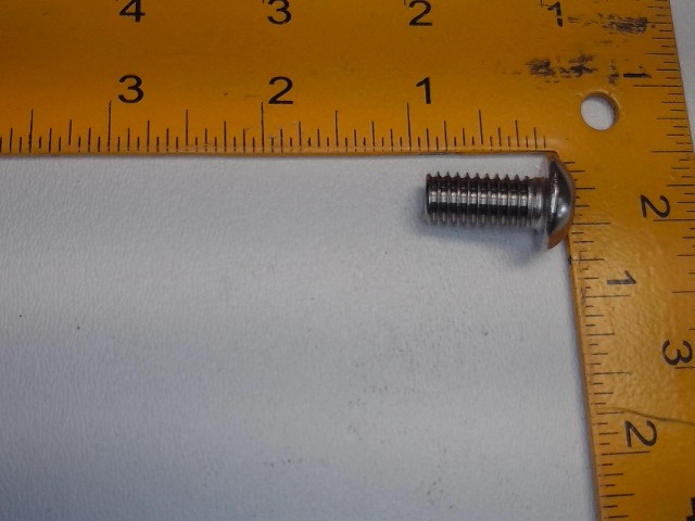 AG522331 Screw