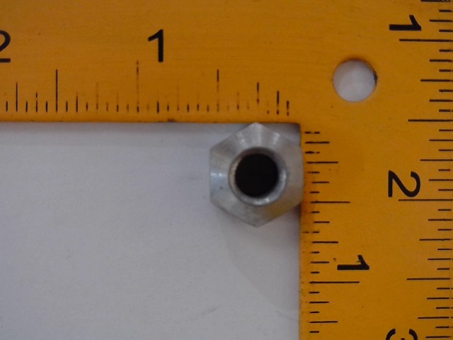 35689 MACDON Nut
