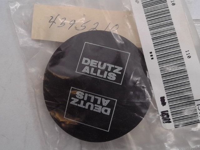 4395210 Cap for AGCO