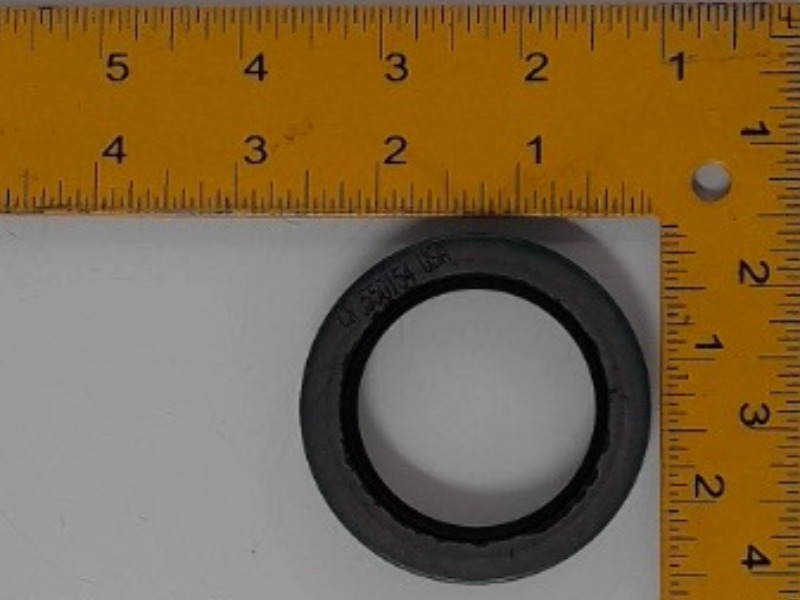 921-0385 Seal for CUB CADET