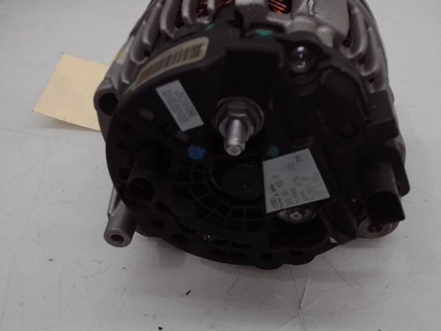 RE529377 Alternator: 12v 70a
